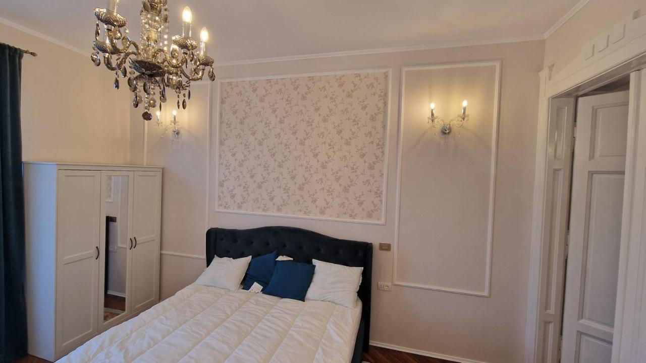 אורדאה Uvs Central Luxury Apartment מראה חיצוני תמונה