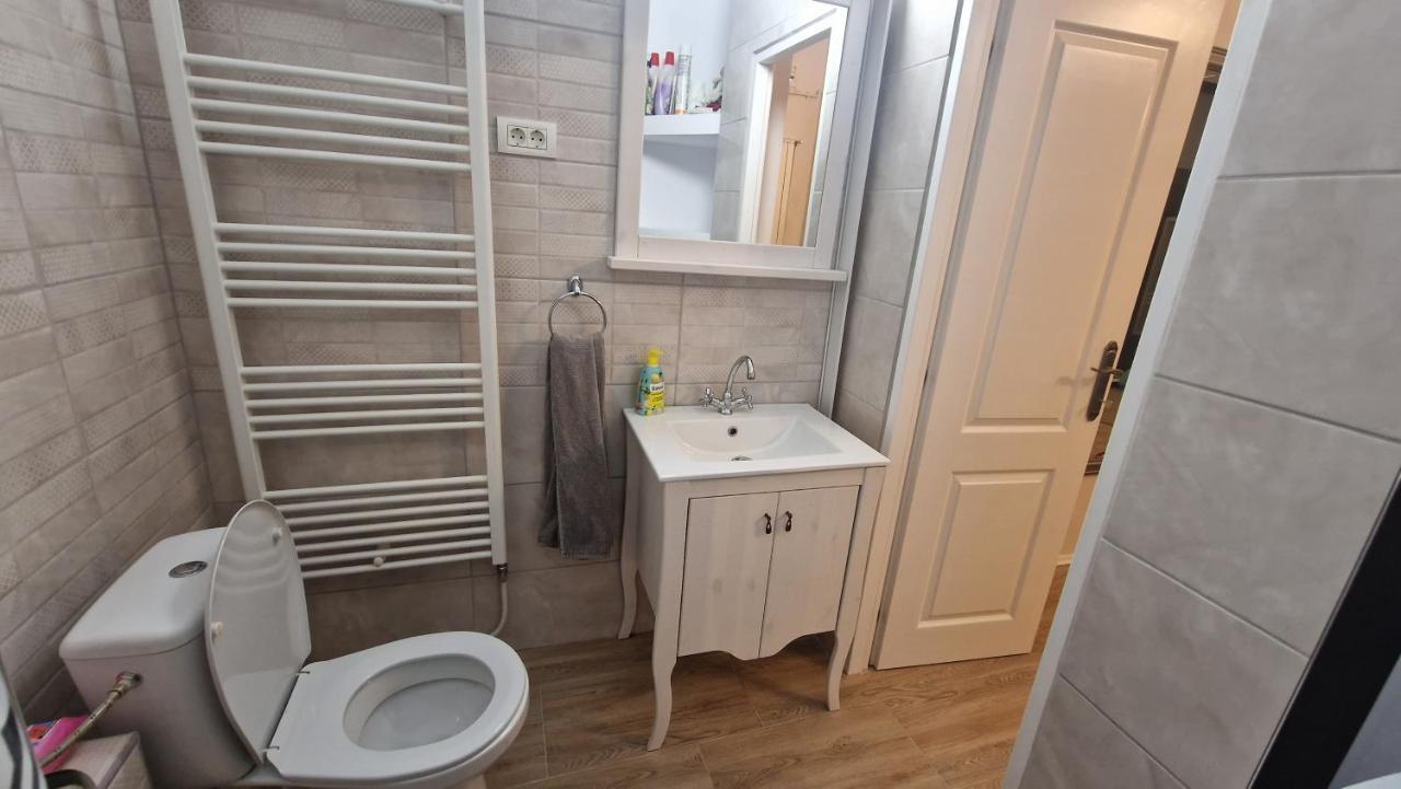 אורדאה Uvs Central Luxury Apartment מראה חיצוני תמונה